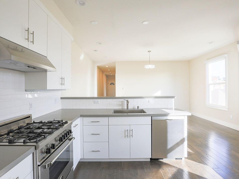 1st image of 34 Highland Ave #34