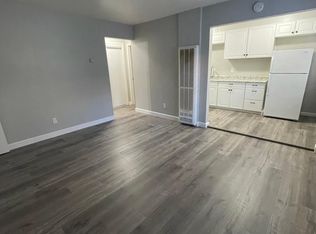 1214 U St #X, Sacramento, CA 95818