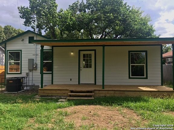 3rd image of 1631 Thorain Blvd