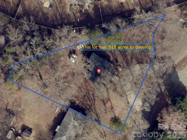 7633 Gwynne Hill Rd, Charlotte, NC 28215