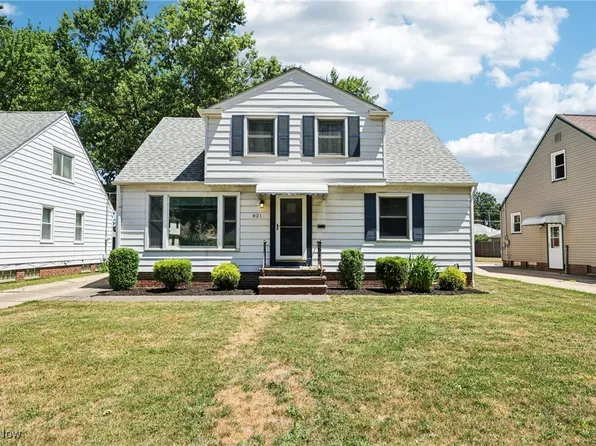 821 Bryn Mawr Ave, Wickliffe, OH 44092