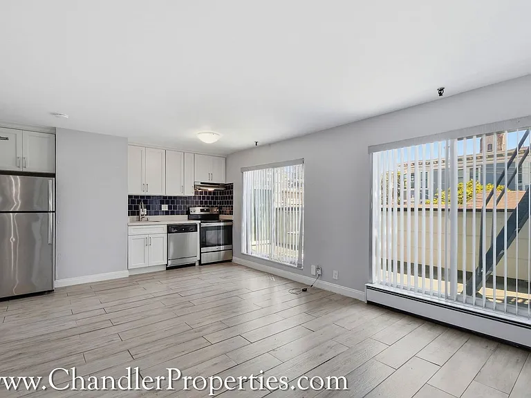 2107 Larkin St — Photo 1