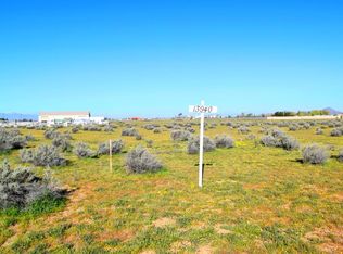 13940 Olema Rd, Apple Valley, CA 92307