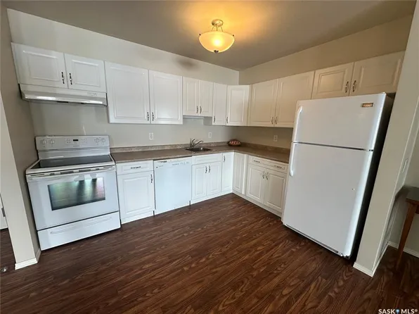 UNIT 300-601 110th AVENUE, Tisdale, SK S0E 1T0