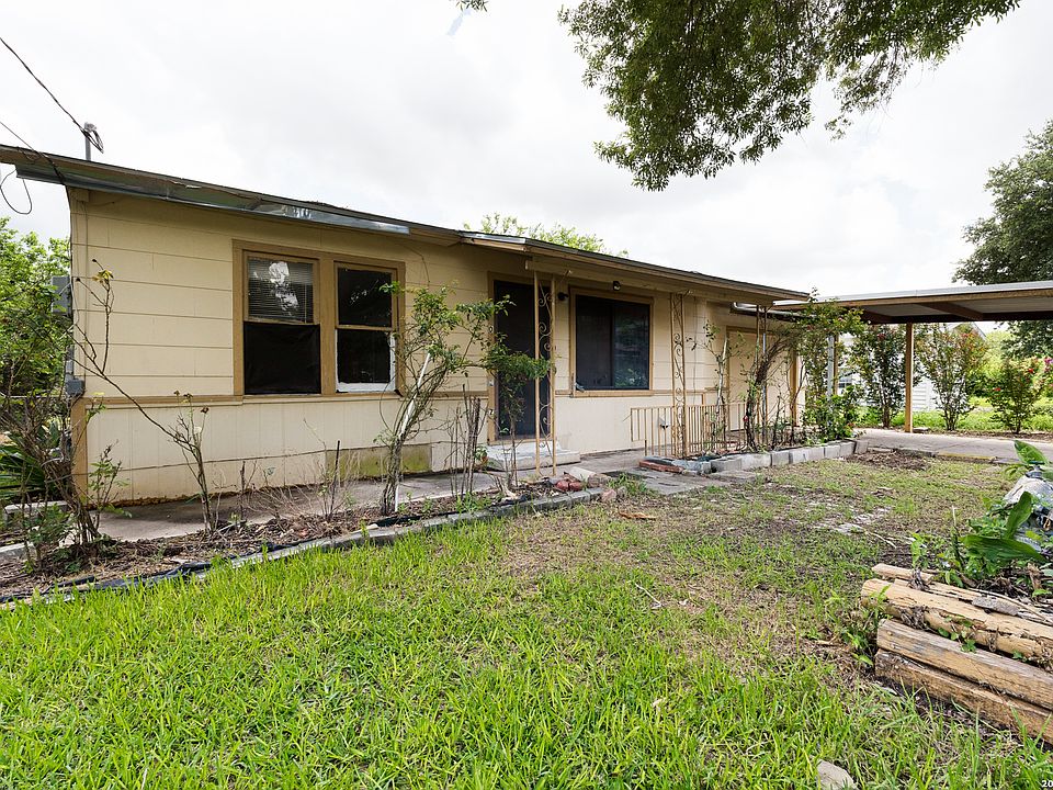 1st image of 204 3RD ST