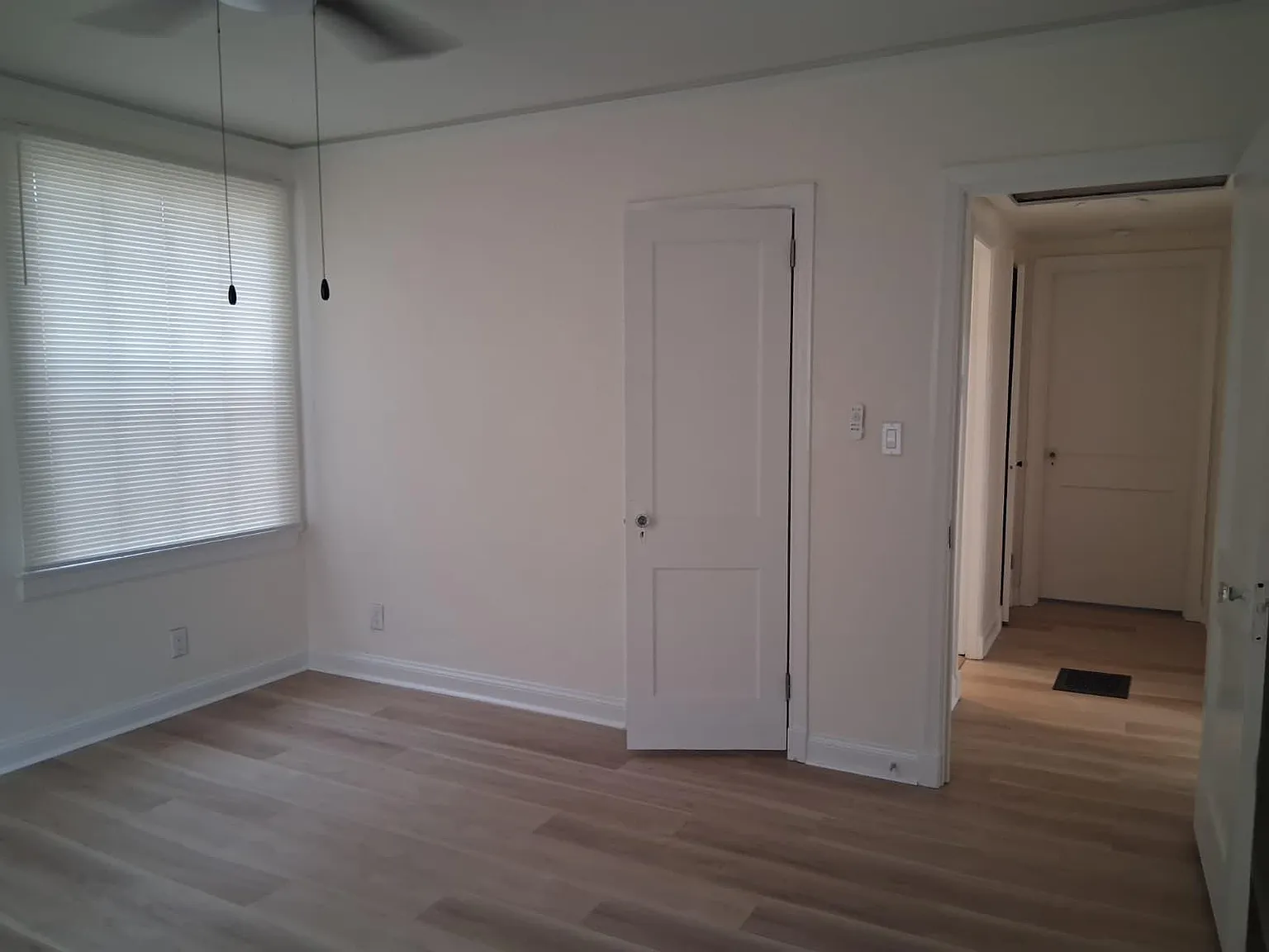 2 bed, 1220 sqft, $1,800 — Photo 3