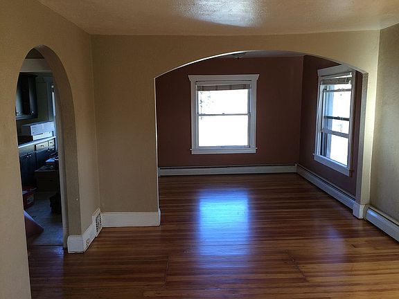 5th image of 1681 N Jackson St