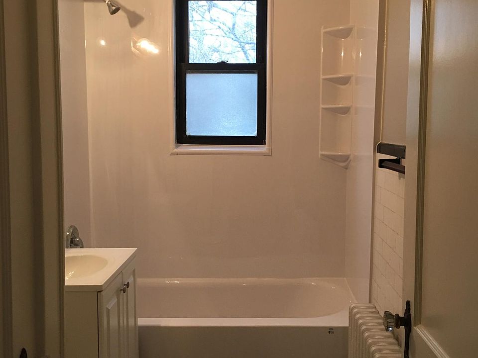 625 Metropolitan Ave Staten Island NY Zillow