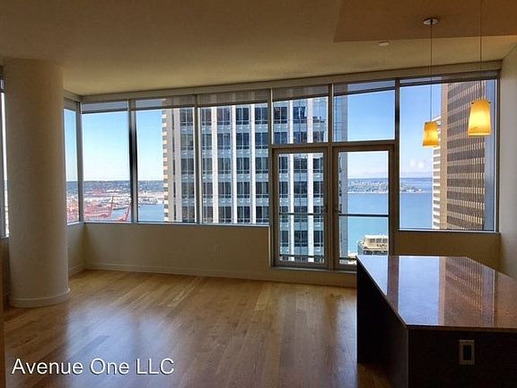 4th image of 909 5th Ave Unit 2300