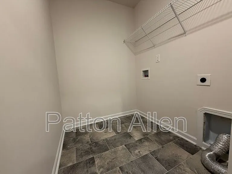 138 Marathon Ln — Photo 20