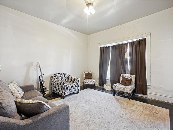 5th image of 410 Fassen St