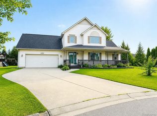 6462 Maple Leaf Ct, Grand Blanc, MI 48439
