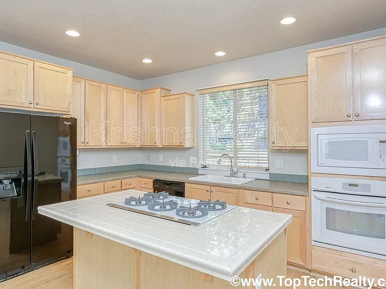 14705 SW Redbud Way — Photo 11