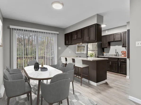 2 Bed Premium W/ Patio - Granite, Spacious, Natural Light, Basement!, 8564 Gulf Dr, Saint Louis, MO 63130