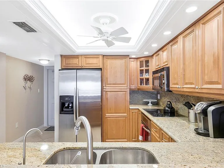 26000 Hickory Blvd #606 — Photo 7