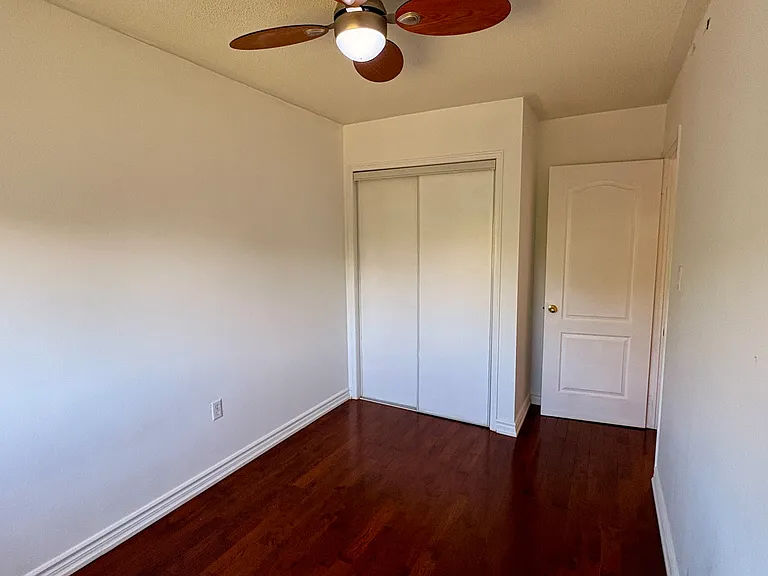 1591 S Parade Ct — Photo 32