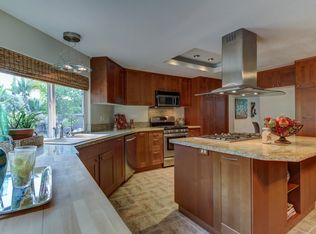 25595 El Capitan, Laguna Hills, CA 92653