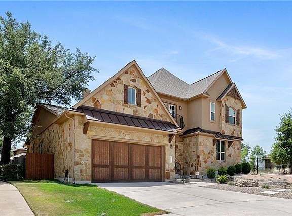 3rd image of 3210 Rocky Top Ln