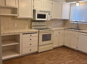 3055 N West Ave, Fresno, CA