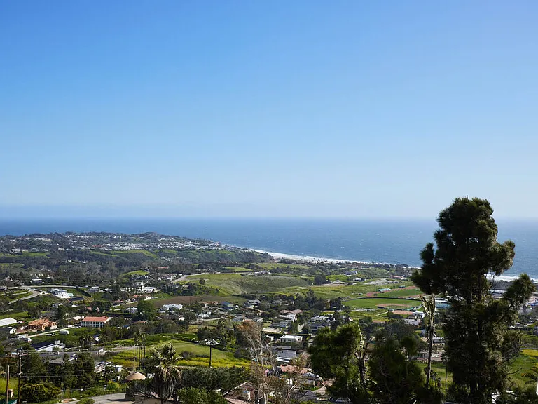 5366 Horizon Dr — Photo 18