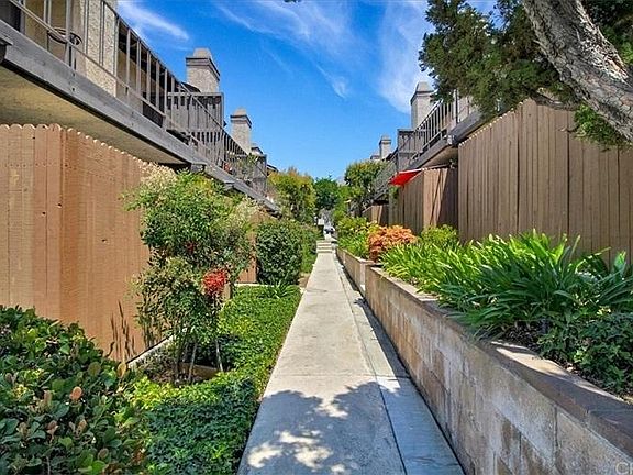 2nd image of 540 W Foothill Blvd Unit E