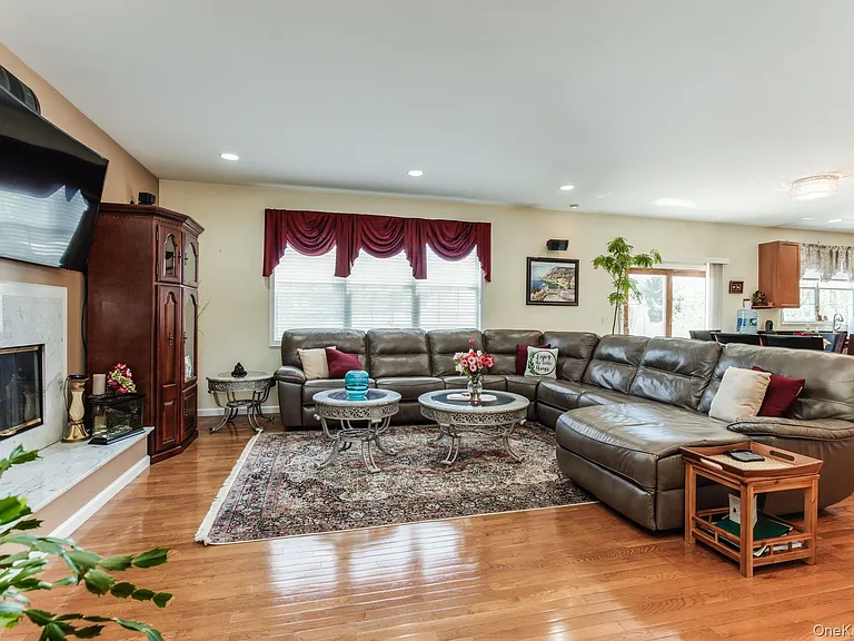5 Daffodil Ln — Photo 10