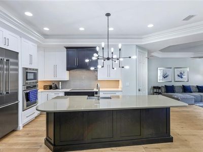 1540 Oakes Blvd, Naples, FL, 34119