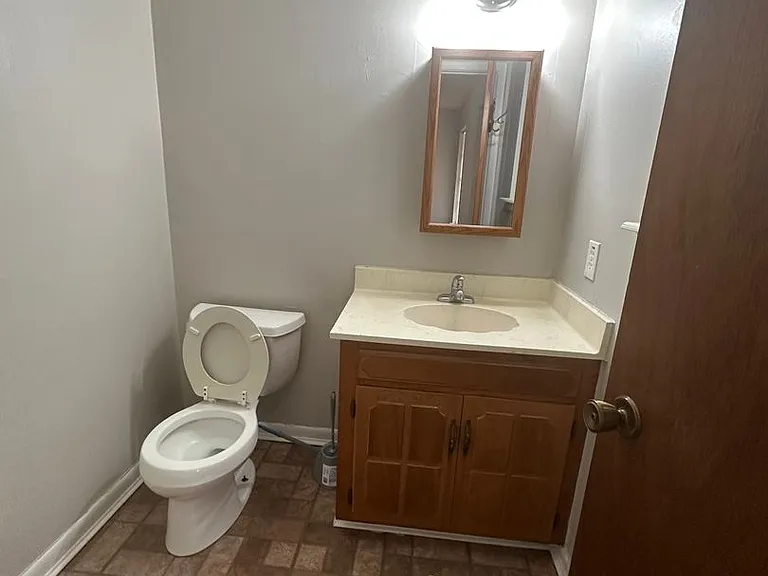 100 Bobbie Ct — Photo 7