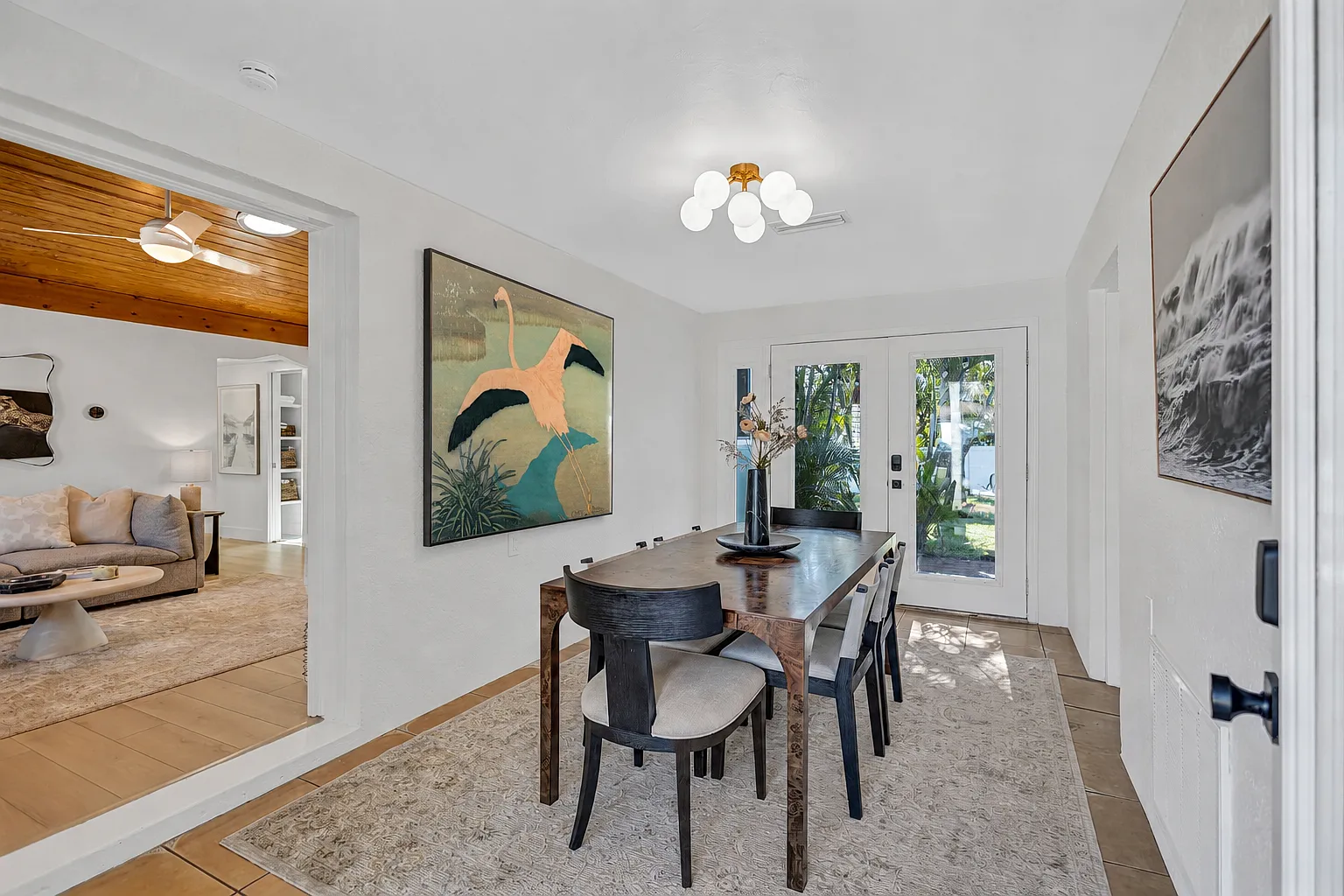 2 bed, 1030 sqft, $5,999 — Photo 3