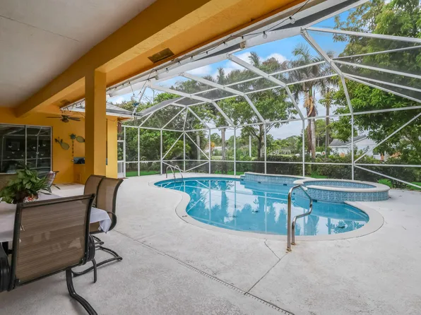 8023 120th Ave N, West Palm Beach, FL 33412