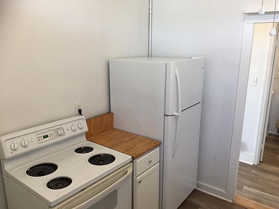 4th image of 310 W Bolton St APT H2