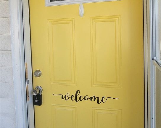 3rd image of 1035 W 11th St