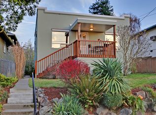 10010 44th Ave SW, Seattle, WA 98146