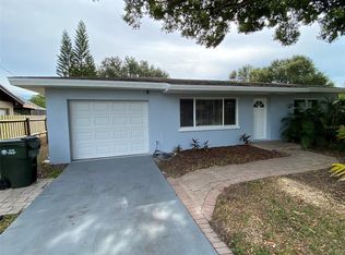 391 Plumosa Dr, Largo, FL 33771
