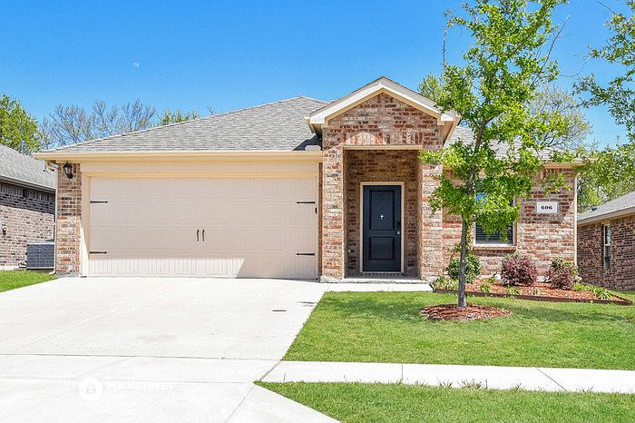 1st image of 606 Meadow Wood Ln