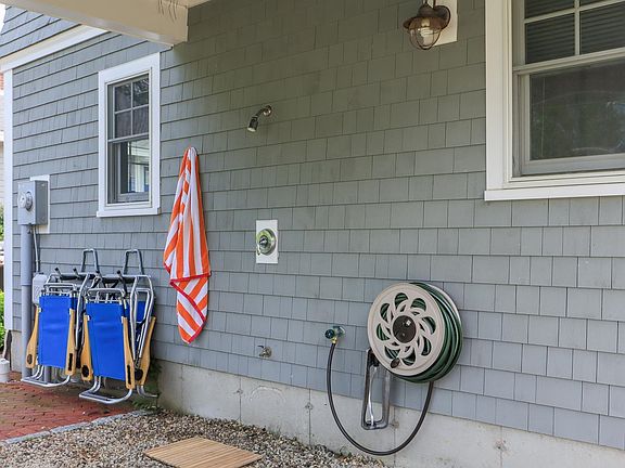 4th image of 2167 Ocean Blvd