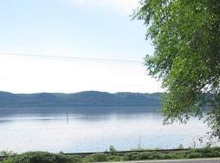 N324 Nickelatti Ln, Genoa, WI 54632