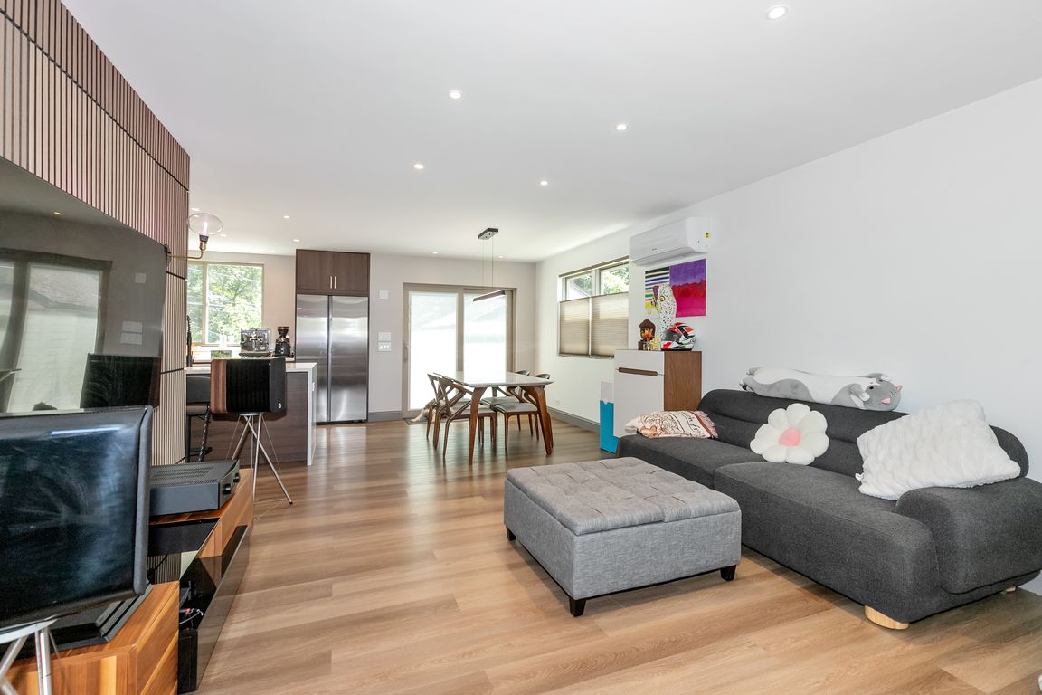 next background image