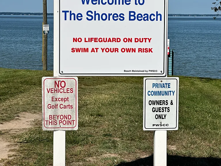 The Shores Beach - Private for Residents & Guests only