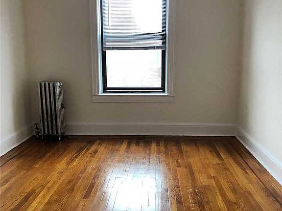 5th image of 83-52 Talbot St #6E