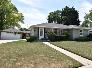 3529 Poe Ave, Racine, WI 53405