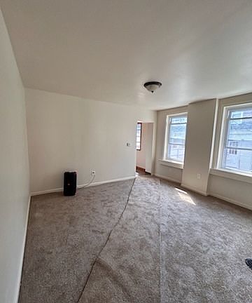 4th image of 7107 Edmund St #1