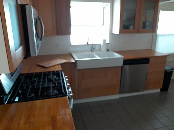 5th image of 108 NE 58th St