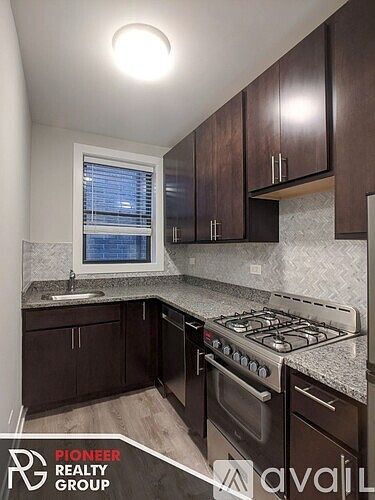 1st image of 431 W Belden Ave #203C