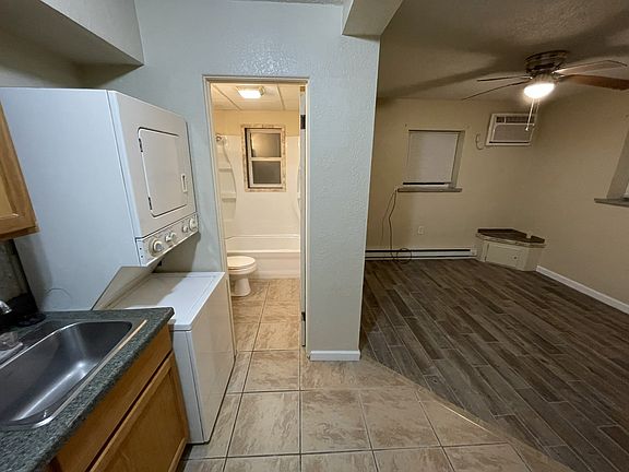 3rd image of 111 N Clark St APT 2
