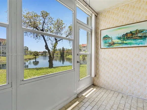 2831 Sunrise Lakes Dr E APT 105, Sunrise, FL 33322