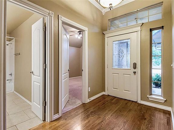 3rd image of 2316 Chadwick Dr