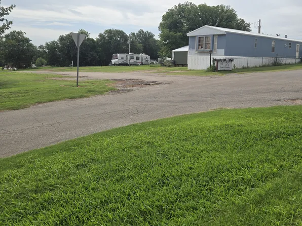 401 S Orient St, Cordell, OK