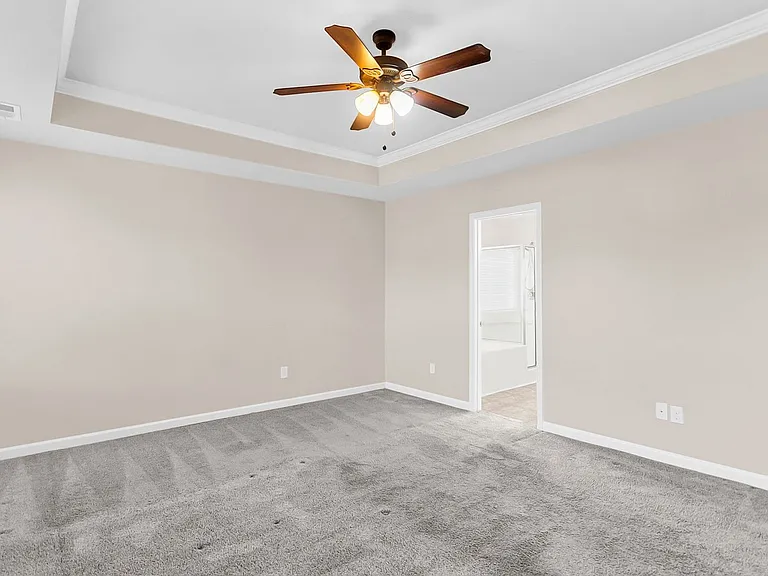 1104 Friartuck Trl — Photo 38