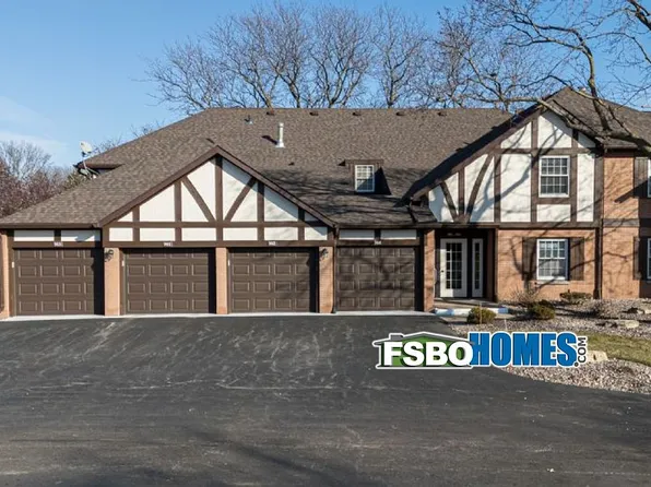 4150 E 60th St APT 903, Davenport, IA 52807